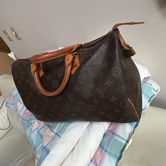 Louis Vuitton Speedy 35 🫶🏼🫶🏼 - Picture 8 of 13